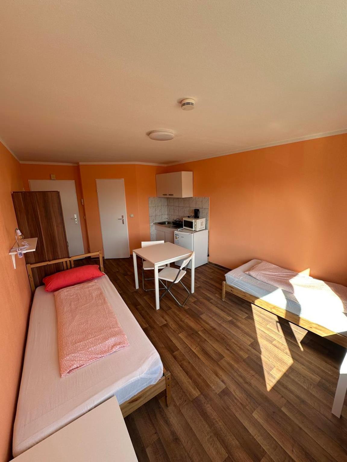 Budget Olympia Park Apartmenthostel 53 * Munich