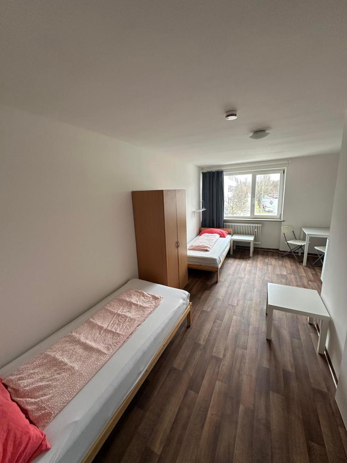 Budget Olympia Park Apartmenthostel 53 Aparthotel München