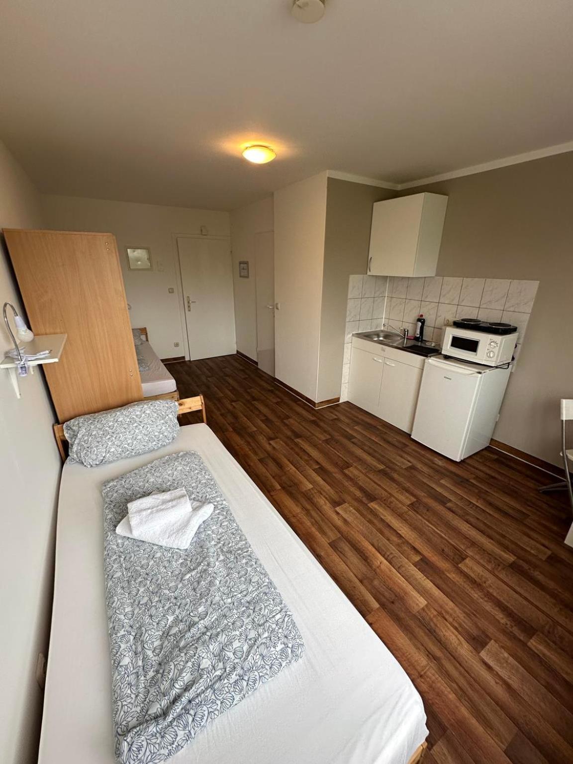 Budget Olympia Park Apartmenthostel 53 Aparthotel *